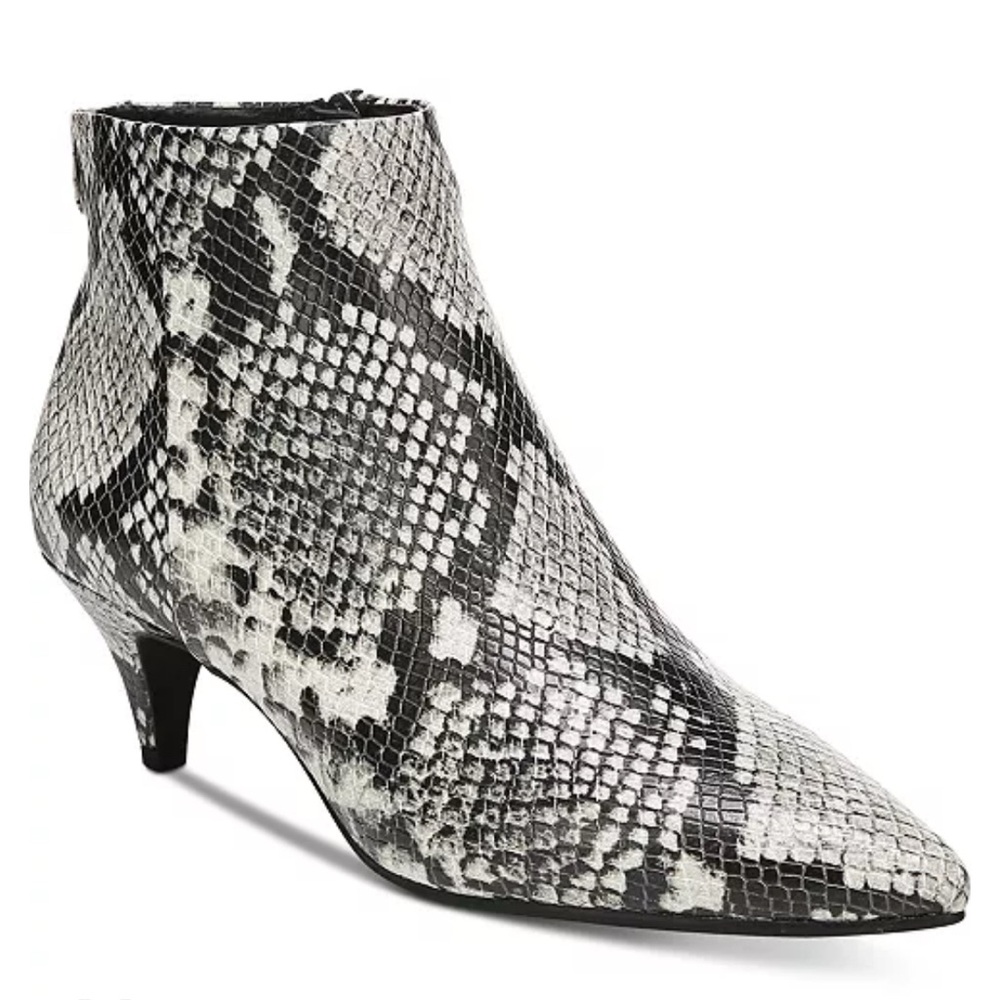 Circus by Sam Edelman Kirby Kitten Heel Snake Print Boots 7.5 Like New